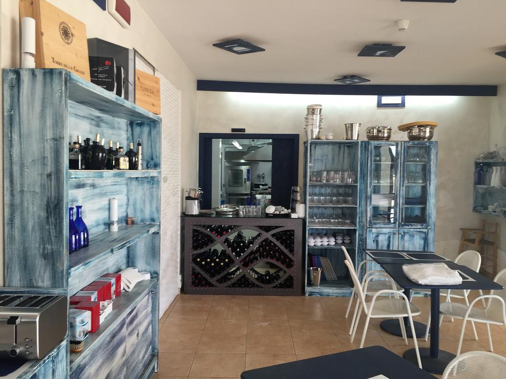 Sìnnai Hotel Villa Del Mare المظهر الخارجي الصورة